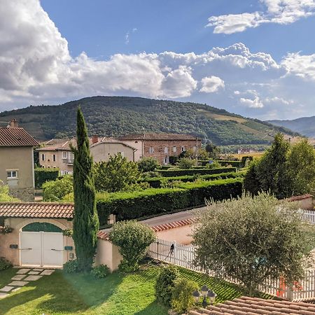 Panda Home Quincie-en-Beaujolais Bagian luar foto